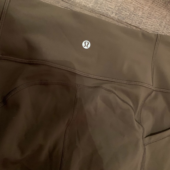 Lululemon full length high rise leggings olive green 8 - Picture 4 of 6